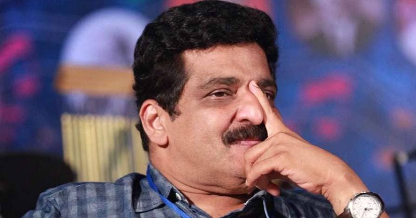 എം.​കെ മു​നീ​റി​ന്‍റെ ഭാ​ര്യ​യെ ഇ​ഡി ചോ​ദ്യം ചെ​യ്യു​ന്നു