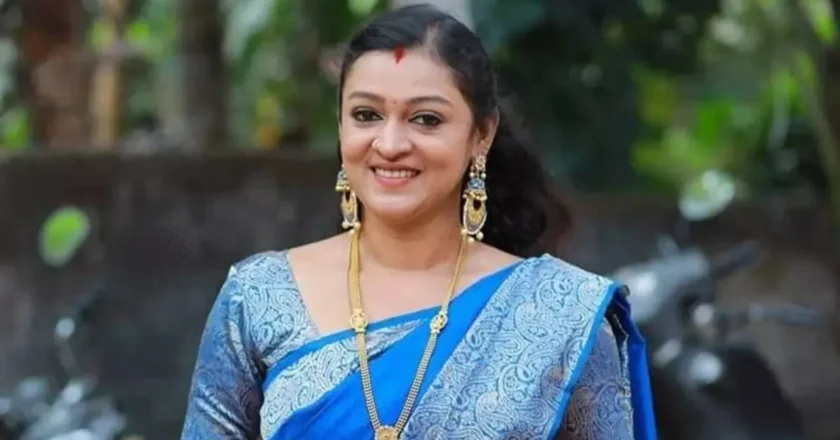 ‘ഞാൻ പോകുന്നു’; അമ്മയെ വിഡിയോ കോള്‍ വിളിച്ച്‌ കരഞ്ഞ് അപര്‍ണ ; അപര്‍ണയുടെ മരണത്തിന് കാരണം ഭര്‍ത്താവിന്റെ മദ്യപാനം, സഹോദരിയുടെ മൊഴി Aparna Nair