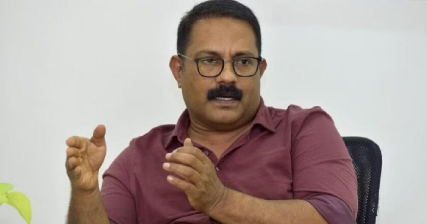 ‘സാധനം എന്ന വാക്ക് പിൻവലിക്കുന്നു’; വീണാ ജോർജിനെതിരായ സ്ത്രീവിരുദ്ധ പരാമർശത്തില്‍ കെ എം ഷാജി KM Shaji