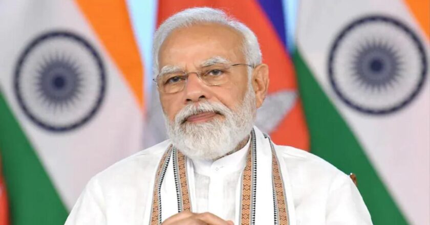 അധ്യാപക ദിനത്തില്‍ പ്രധാനമന്ത്രി അധ്യാപകരെ അഭിവാദ്യം ചെയ്തു Modi PM