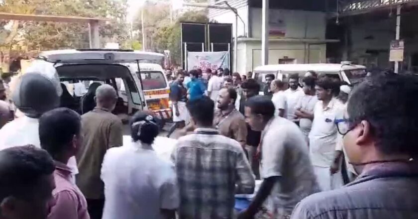 Thikkodi drive-in beach തിക്കോടി ബീച്ചില്‍ അപകടം; കുളിക്കാനിറങ്ങിയ നാല് പേര്‍ തിരയില്‍പ്പെട്ട് മരിച്ചു