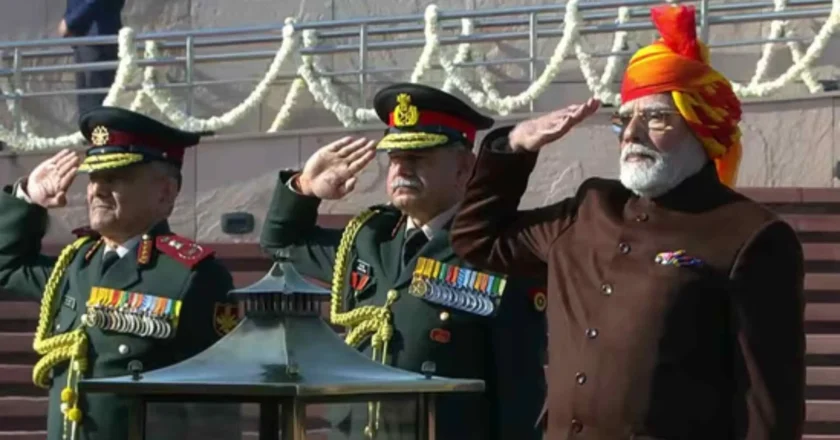 Republic Day celebrationരാജ്യതലസ്ഥാനത്ത് വർണാഭമായി റിപ്പബ്ലിക് ദിനാഘോഷം; റിപ്പബ്ലിക് ദിനാഘോഷ വേദിയിൽ ബഹുവർണ തലപ്പാവ് ധരിച്ച് പ്രധാനമന്ത്രി